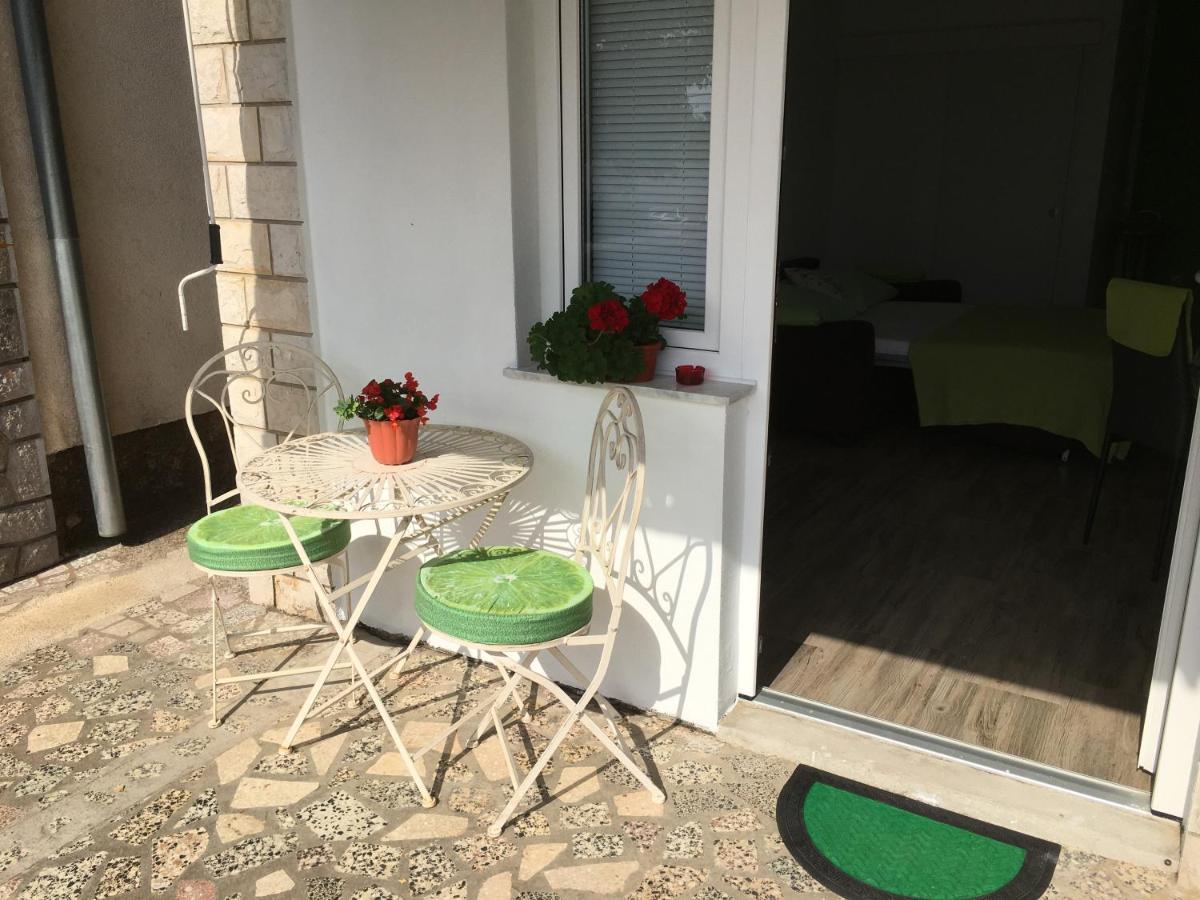 Apartament Studio Apartman Jojo Senj  Zewnętrze zdjęcie